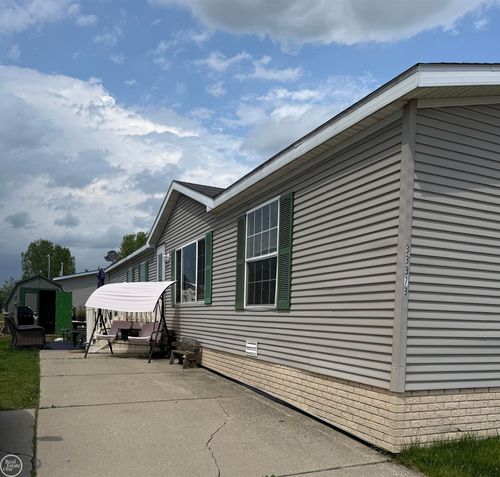 33373 Gladiola Court Street, Lenox Township, MI, 48048 | Card Image