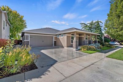 11065 W Napia St, House other with 3 bedrooms, 3 bathrooms and 2 parking in Boise ID | Image 3