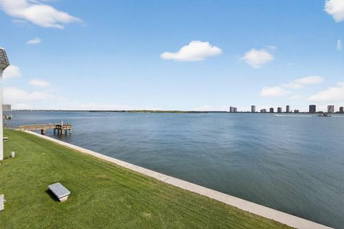208-100 Shore Ct, North Palm Beach, FL, 33408-5553 | Card Image