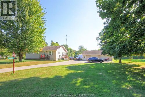 30089 W Bothwell Rd, Bothwell, ON, N0P1C0 | Card Image