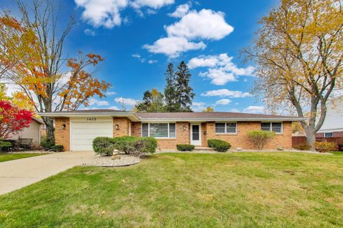 1405 Manley Ct, Saint Joseph, MI, 49085-1744 | Card Image