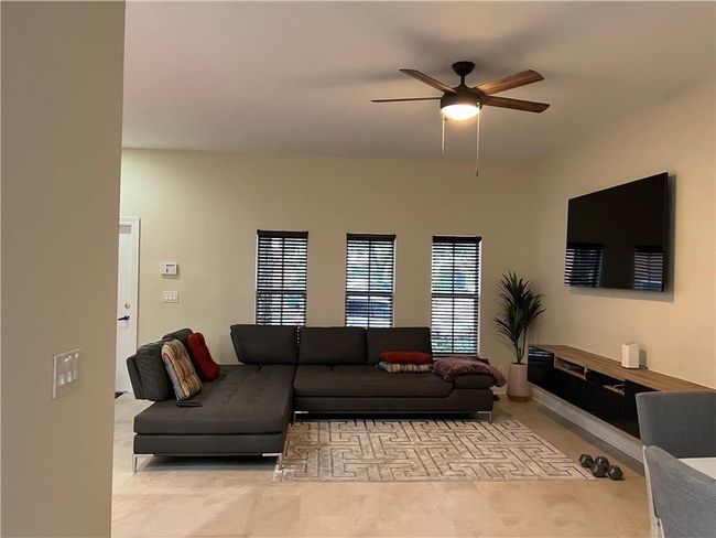 2643 - 2643 Sw 99 Th Way, Townhouse with 3 bedrooms, 3 bathrooms and null parking in Miramar FL | Image 8
