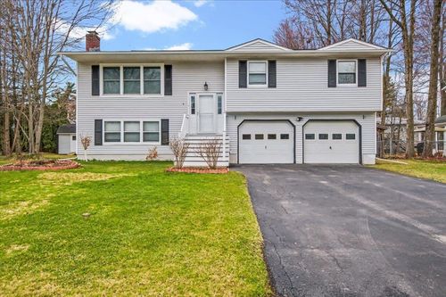 9 Hopkins St, South Burlington, VT, 05403-6305 | Card Image