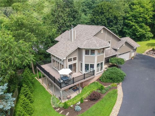 509 Sharon Rd, Coraopolis, PA, 15108-2316 | Card Image