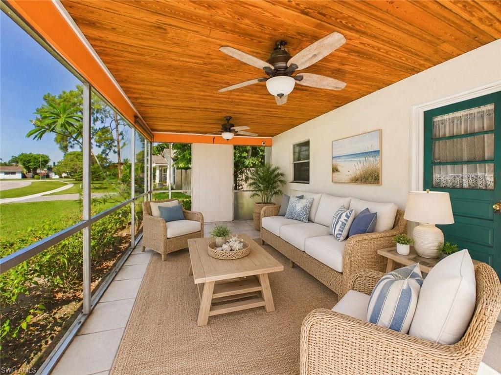 Residential in NAPLES 2