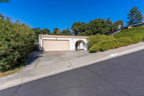 817 Ketch Ct, Rodeo, CA, 94572-1817 | Card Image