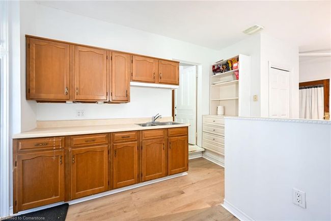 1396 Progreston Rd, Home with 5 bedrooms, 3 bathrooms and 20 parking in Carlisle ON | Image 35
