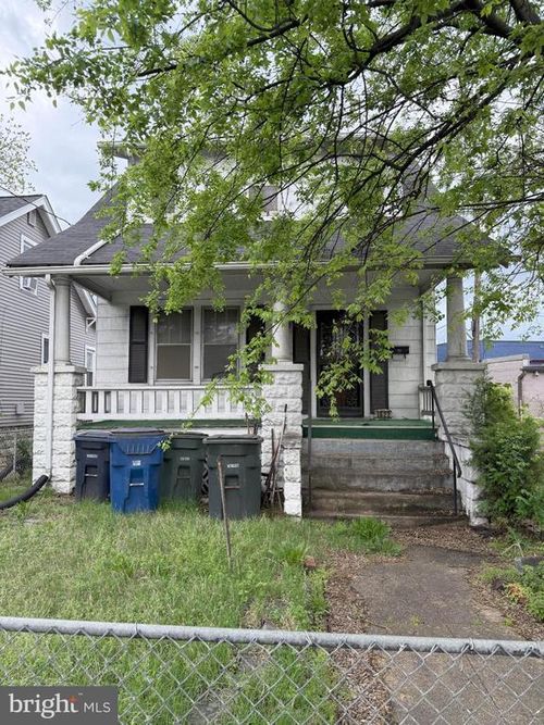 1622 Eastern Ave Ne, WASHINGTON, DC, 20019-2708 | Card Image