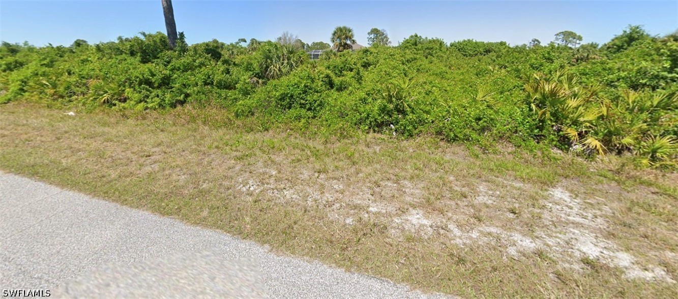 Land in Port Charlotte 2