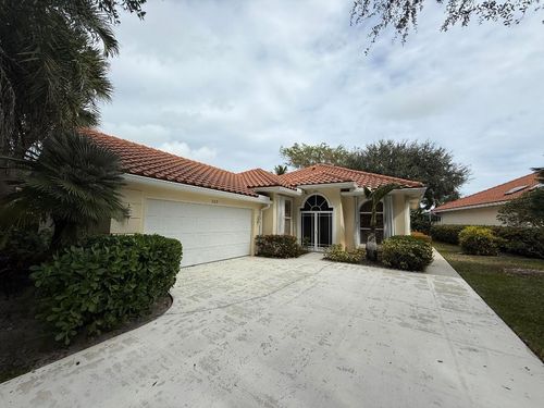 222 E Tall Oaks Cir, Palm Beach Gardens, FL, 33410-4448 | Card Image