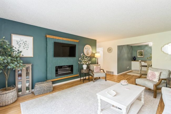 Living Room | Image 4
