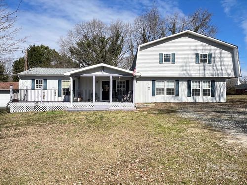 1905 Clay St, Kannapolis, NC, 28083-7305 | Card Image