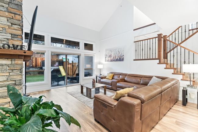 22828 Foreman Dr, House other with 5 bedrooms, 4 bathrooms and 4 parking in Maple Ridge BC | Image 16