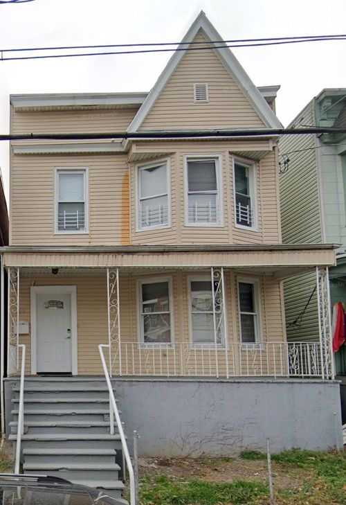 113 Virginia Ave, Jersey City, NJ, 07304-2219 | Card Image