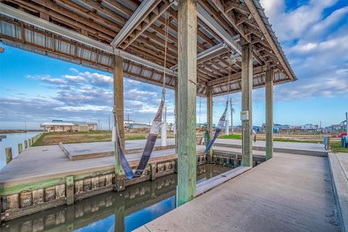 1107 Gator Pt, Crystal Beach, TX, 77650 | Card Image