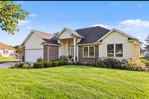 12 Hawksbury Pt, Battle Creek, MI, 49014-8302 | Card Image