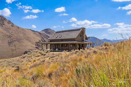 4777 Twin Bridges Creek Rd, Mackay, ID, 83251-4434 | Card Image