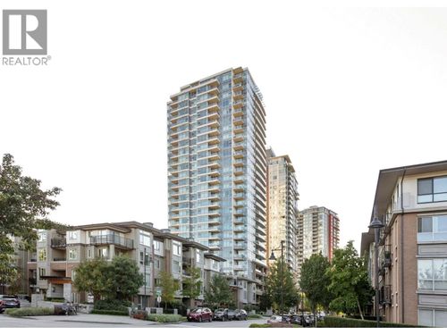 3105-3102 Windsor Gate, Coquitlam, BC, V3B0J3 | Card Image
