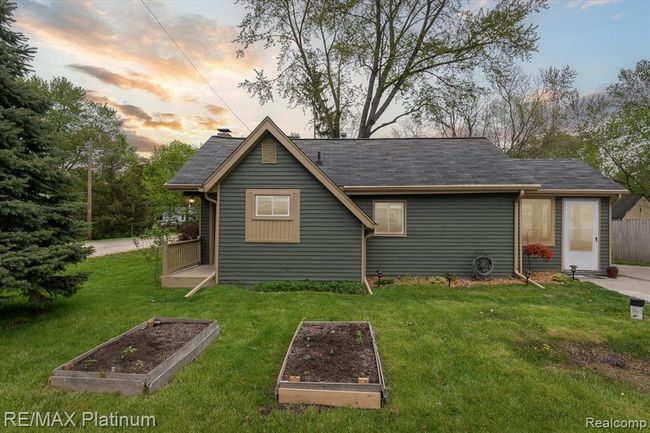 9096 Forest Road, House other with 3 bedrooms, 1 bathrooms and null parking in Northfield Twp MI | Image 1