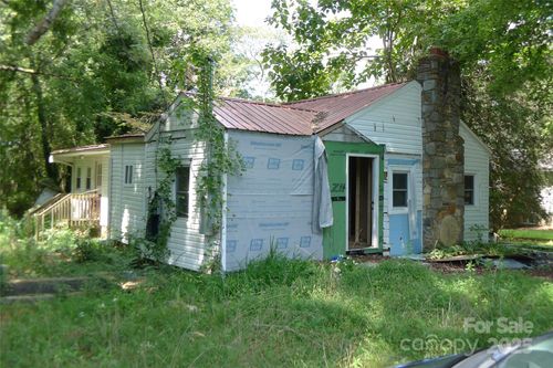 28-33-115 N Arlington Ave, Jonesville, NC, 28642-2662 | Card Image