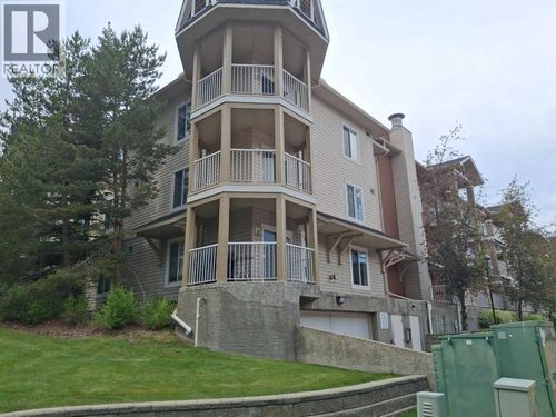 3301-70 Panamount Dr Nw, Calgary, AB, T3K5Z1 | Card Image