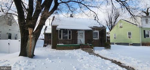 2918 Forest Glen Rd, BALTIMORE, MD, 21216-1004 | Card Image
