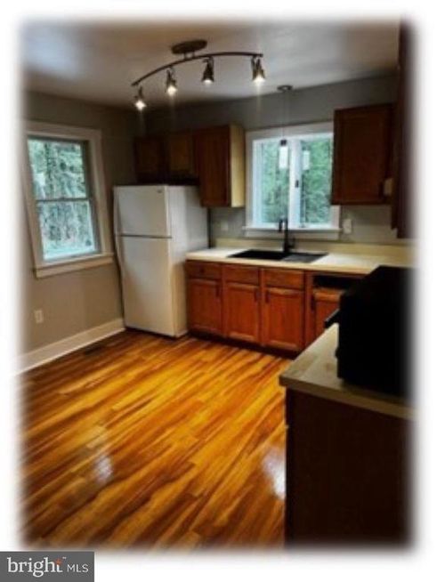 845 Sollers Wharf Rd, LUSBY, MD, 20657-3005 | Card Image