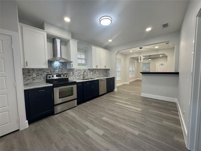 1111 Brook Ave, House other with 3 bedrooms, 2 bathrooms and null parking in Waco TX | Image 5