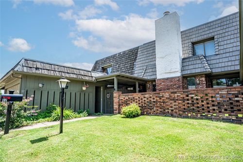 32-32 Se Shadow Lake Dr, Bartlesville, OK, 74006 | Card Image