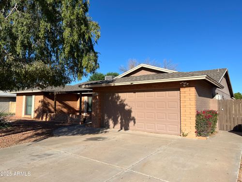 6715 S Mitchell Dr, Tempe, AZ, 85283-3556 | Card Image