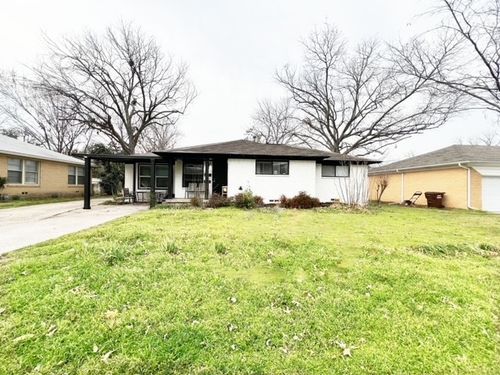 1312 Broadway St, Denton, TX, 76201-2782 | Card Image