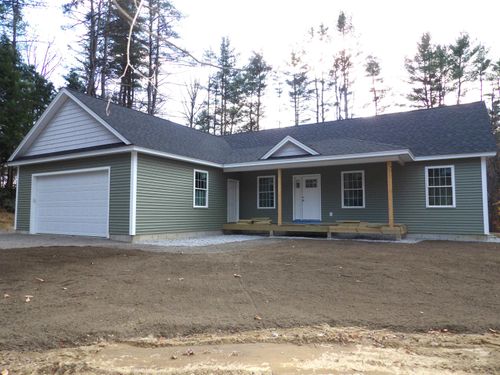 225 Kendall St, Franklin, NH, 03235-1400 | Card Image