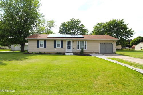 19 N Fargo St, Oregon, OH, 43616-1907 | Card Image