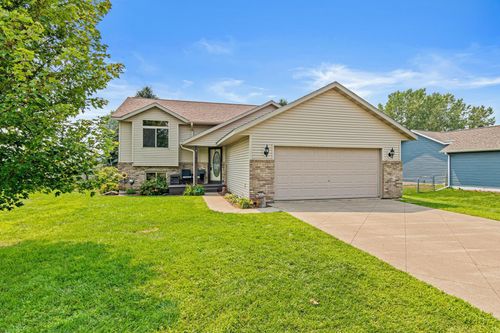 1630 Amsterdam St, Baldwin, WI, 54002-5167 | Card Image