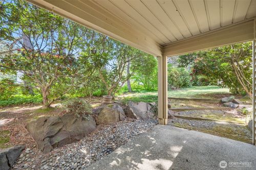 b102-605 5th St, Kirkland, WA, 98033-5654 | Card Image