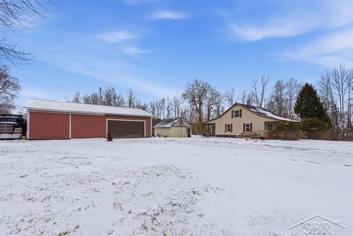 2177 W Knox Rd, Beaverton, MI, 48612-9465 | Card Image