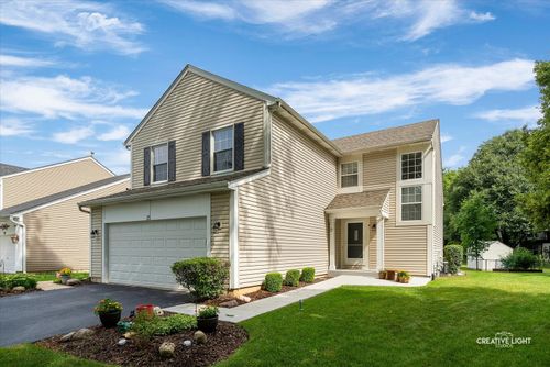 25 Cedar Ct, South Elgin, IL, 60177-2823 | Card Image