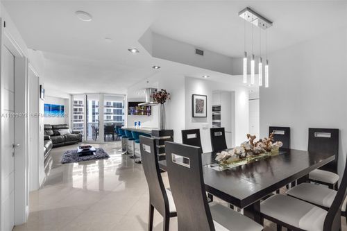 3608-4775 Collins Ave, Miami Beach, FL, 33140-3262 | Card Image