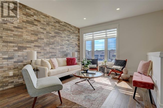 741 Brownstone Dr, Townhouse with 3 bedrooms, 3 bathrooms and null parking in Windsor ON | Image 7
