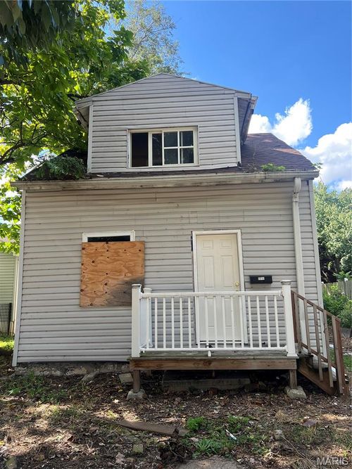 7711 Minnesota Ave, Saint Louis, MO, 63111-3337 | Card Image