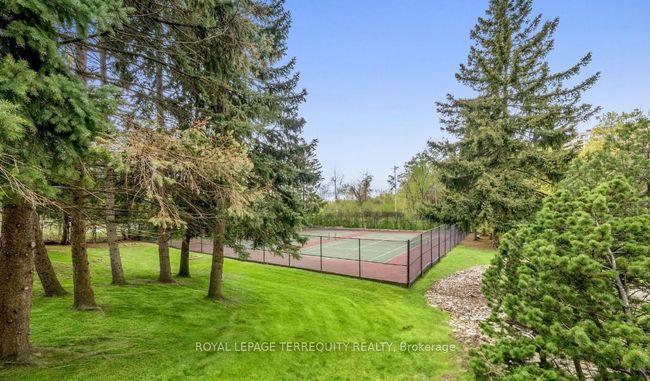 1702 - 8 Lisa St, Condo with 3 bedrooms, 2 bathrooms and null parking in Brampton ON | Image 32