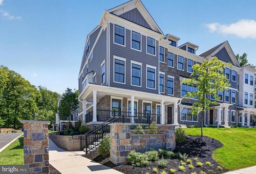 4-redford-end-407 Pennybrook Ct, FLOURTOWN, PA, 19031 | Card Image
