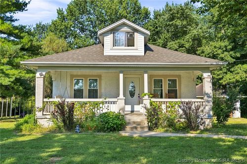 10805 Highway 135 Ne, New Salisbury, IN, 47161-9218 | Card Image