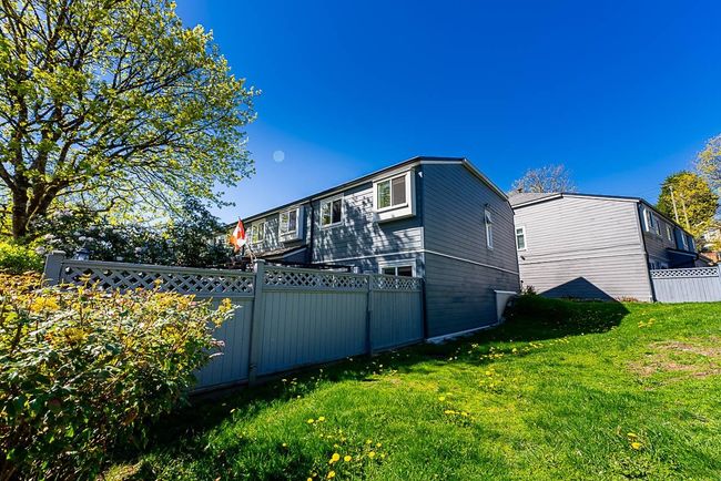 2761 Ellerslie Avenue, Townhouse with 3 bedrooms, 1 bathrooms and 1 parking in Burnaby BC | Image 32