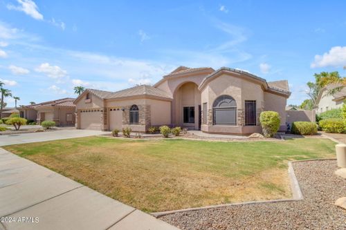 2068 S Sailors Court, Gilbert, AZ, 85295 | Card Image