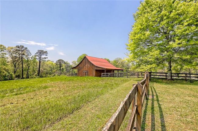 1096 Sutton Mill Rd, House other with 3 bedrooms, 2 bathrooms and 9 parking in Clarkesville GA | Image 62