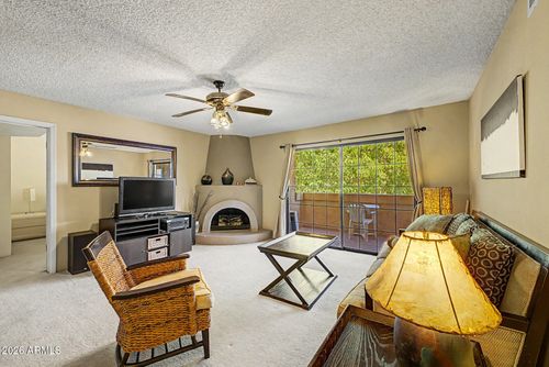 2210-10410 N Cave Creek Rd, Phoenix, AZ, 85020-1644 | Card Image