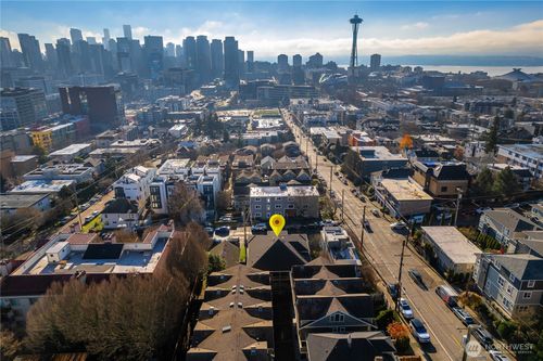 554 Prospect St, Seattle, WA, 98109-3821 | Card Image