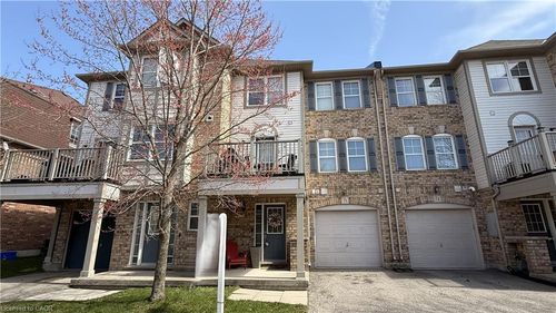 71-71 - Garth Massey Dr, Cambridge, ON, N1T2G8 | Card Image