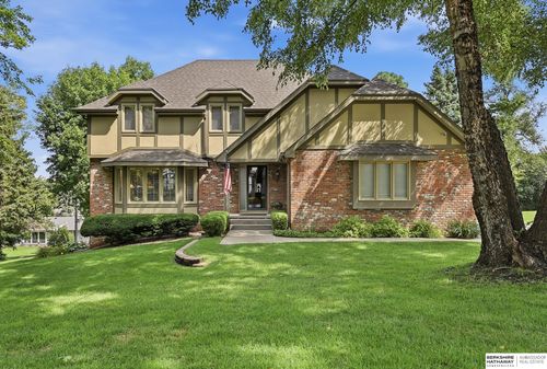 7670 Hickory St, Omaha, NE, 68124-1627 | Card Image